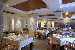 SUNDANCE SUITES HOTEL