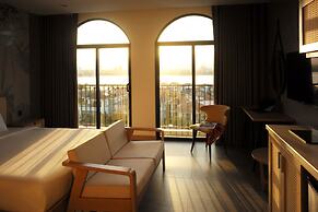 Shi House by Haviland