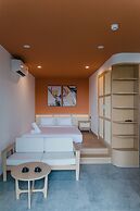 Shi House by Haviland