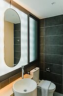 Shi House by Haviland