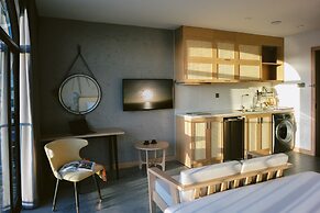 Shi House by Haviland