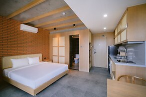 Shi House by Haviland