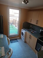 Prince's Beach Place With sun Terrace