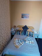 Prince's Beach Place With sun Terrace