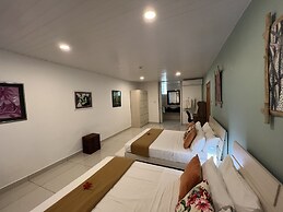 Creole Pearl Self Catering