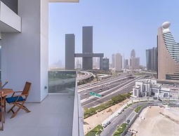 Vogue - Dubai Frame View