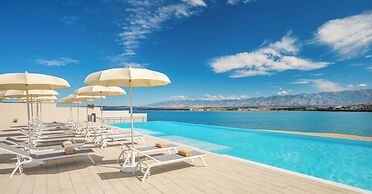 Aminess Style Glamping Villas & Holiday Homes Avalona