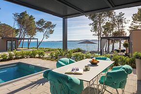 Aminess Style Glamping Villas & Holiday Homes Avalona