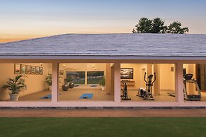 AM Hotel Kollection, Meerut