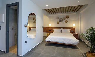 Amyntas Seafront Hotel