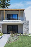 Amyntas Seafront Hotel