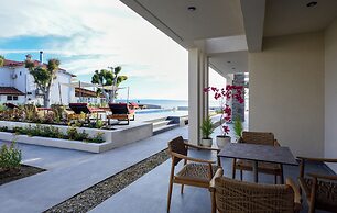 Amyntas Seafront Hotel