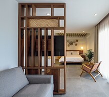 Amyntas Seafront Hotel