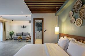 Amyntas Seafront Hotel