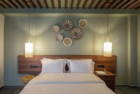 Amyntas Seafront Hotel