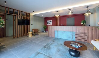 Amyntas Seafront Hotel