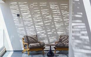 Amyntas Seafront Hotel