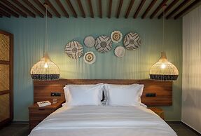 Amyntas Seafront Hotel