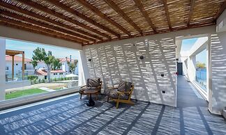 Amyntas Seafront Hotel