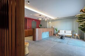 Amyntas Seafront Hotel