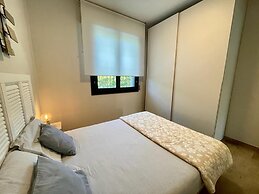 Beachside Villa With Private Garden