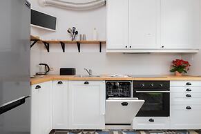 Heart of Gdansk Apartment by Renters