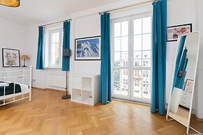 Heart of Gdansk Apartment by Renters
