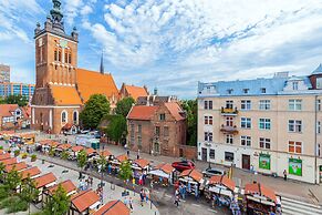 Heart of Gdansk Apartment by Renters