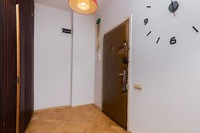 Heart of Gdansk Apartment by Renters