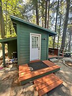 West Shore Motor Inn Limit 10 4 Bedroom Villa by RedAwning