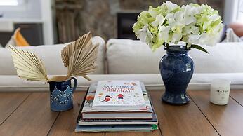 Robinson Cabin 3 Bedroom Cabin by RedAwning