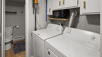 Robinson Cabin 3 Bedroom Cabin by RedAwning