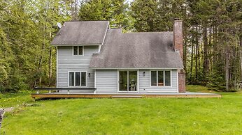 Robinson Cabin 3 Bedroom Cabin by RedAwning