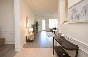 New! Vista Cay Luxury Mirage 2 Bedroom Condo by RedAwning