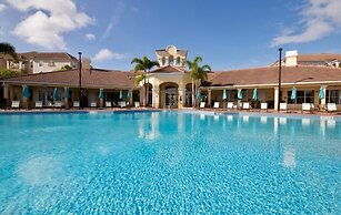 New! Vista Cay Luxury Mirage 2 Bedroom Condo by RedAwning