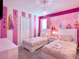 8 Bed Storey Lake Resort- Huge Bedroom for Kids 8 Home by RedAwning