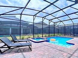 8 Bed Storey Lake Resort- Huge Bedroom for Kids 8 Home by RedAwning