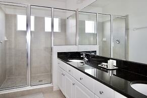 Gorgeous 6 Bedroom Bellavida Resort Home 6 Home