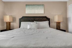 Modern 5br Solara Private Pool 5 Bedroom Townhouse