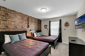 Modern 5br Solara Private Pool 5 Bedroom Townhouse