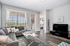 Lake View Nirvana 3 Bedroom Condo by RedAwning