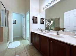 Cozy 4 Bed 3 Bath Pool Hm With Game Room-4450np 4 Bedroom Home by RedA