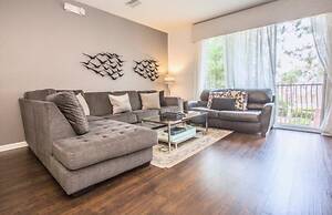 Vista Cay Casa Bonita 3 Bedroom Townhouse by RedAwning