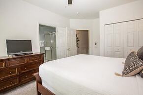 Vista Cay Casa Bonita 3 Bedroom Townhouse by RedAwning