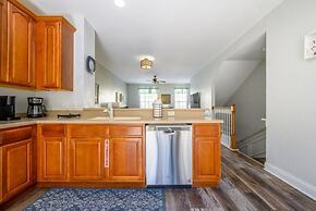 Vista Cay Casa Bella 3 Bedroom Townhouse by RedAwning