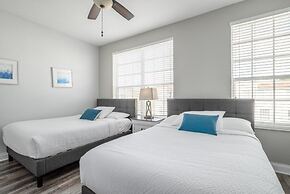 Vista Cay Casa Bella 3 Bedroom Townhouse by RedAwning