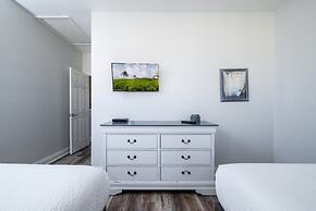 Vista Cay Casa Bella 3 Bedroom Townhouse by RedAwning