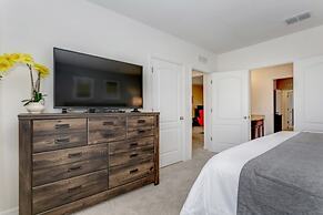 Amazing 7 Bedroom Solterra New Resort Home 7 Villa by RedAwning