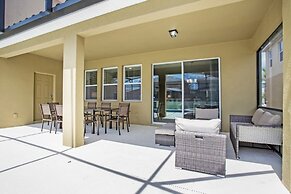 Amazing 7 Bedroom Solterra New Resort Home 7 Villa by RedAwning