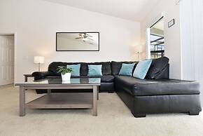 Beautiful 5 Bed Pool Game Room 5 Bedroom Home by RedAwning